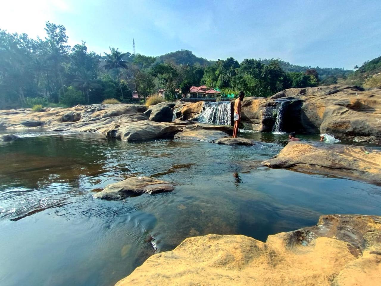 Mistey Valley Munnar Villa Anachal Buitenkant foto